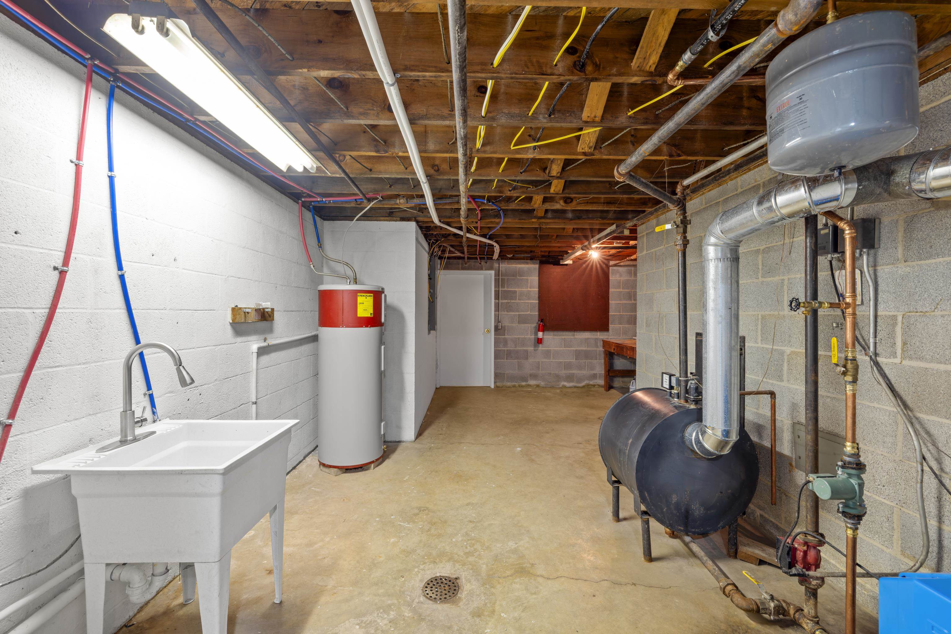 938 Ladd Road Waynesboro, VA 22980 - Photo 48 of 75
