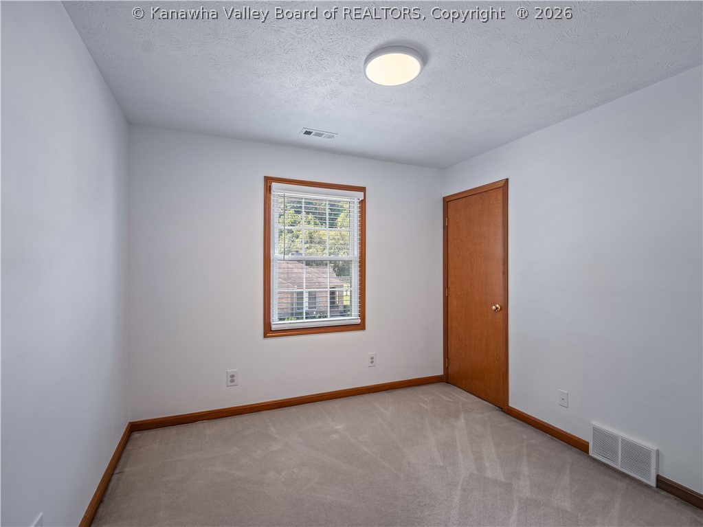 6 Hampton Road Winfield, WV 25213 - Photo 13 of 25 Gallery Image 13