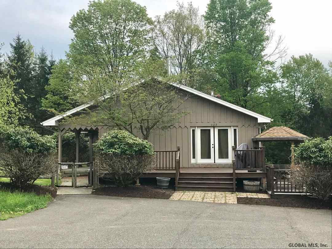 125 Rohloff Road Schodack, NY 12123 - Photo 2 of 24 Photo 2