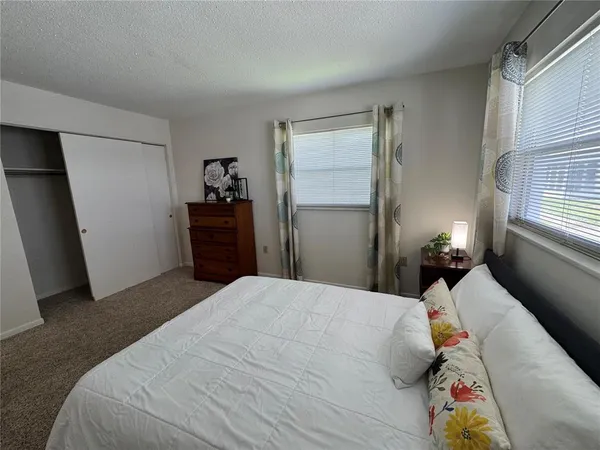 $1,350 | 5107 Park Lake Drive, Pinellas Park, FL 33782
