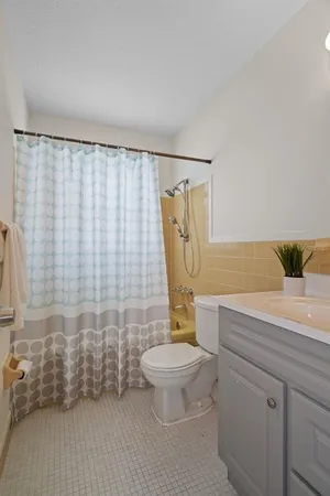 $1,350 | 5107 Park Lake Drive, Pinellas Park, FL 33782