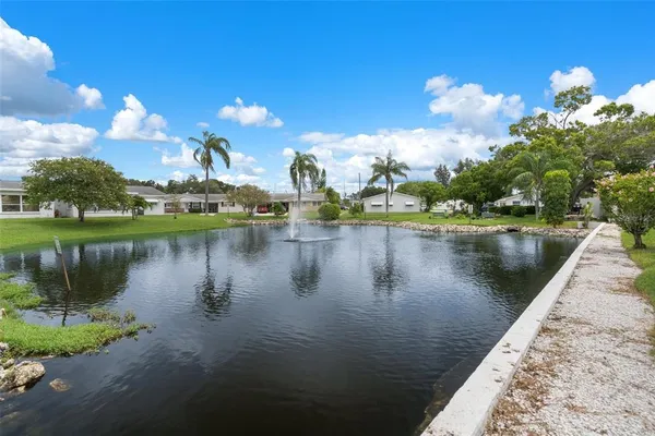 $1,350 | 5107 Park Lake Drive, Pinellas Park, FL 33782