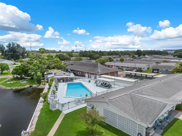 $1,350 | 5107 Park Lake Drive, Pinellas Park, FL 33782