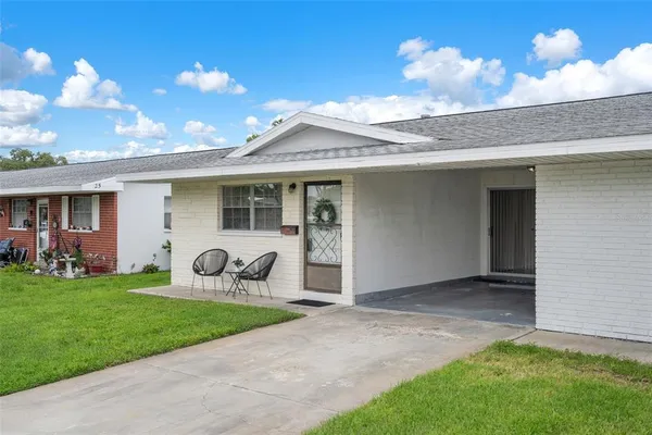 $1,350 | 5107 Park Lake Drive, Pinellas Park, FL 33782