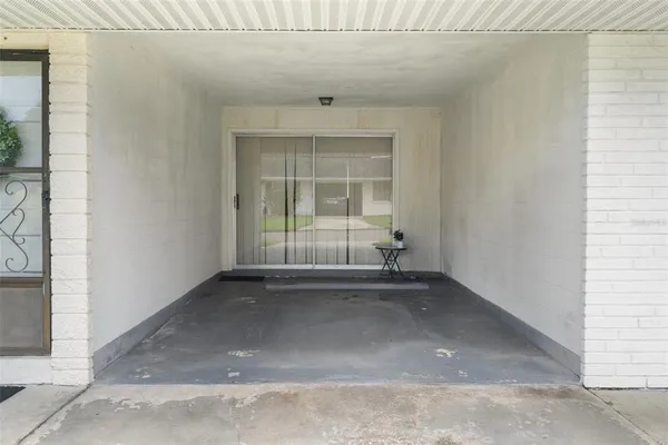 $1,350 | 5107 Park Lake Drive, Pinellas Park, FL 33782