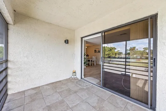 $189,000 | 1250 Southeast Parkview Place, Unit C6, Stuart, FL 34994