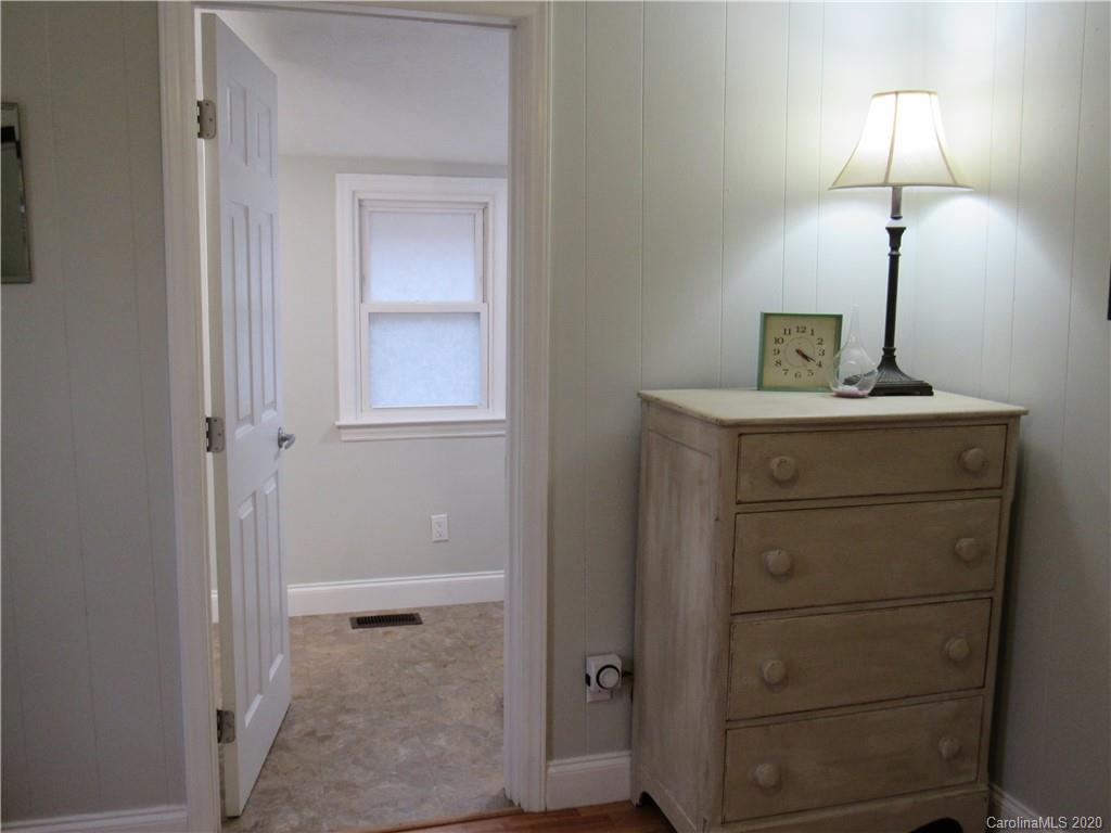 95 Reeds Creek Road Fairview, NC 28730 - Photo 16 of 26 Gallery Image 16
