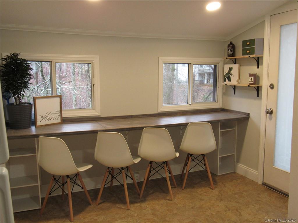 95 Reeds Creek Road Fairview, NC 28730 - Photo 10 of 26 Gallery Image 10