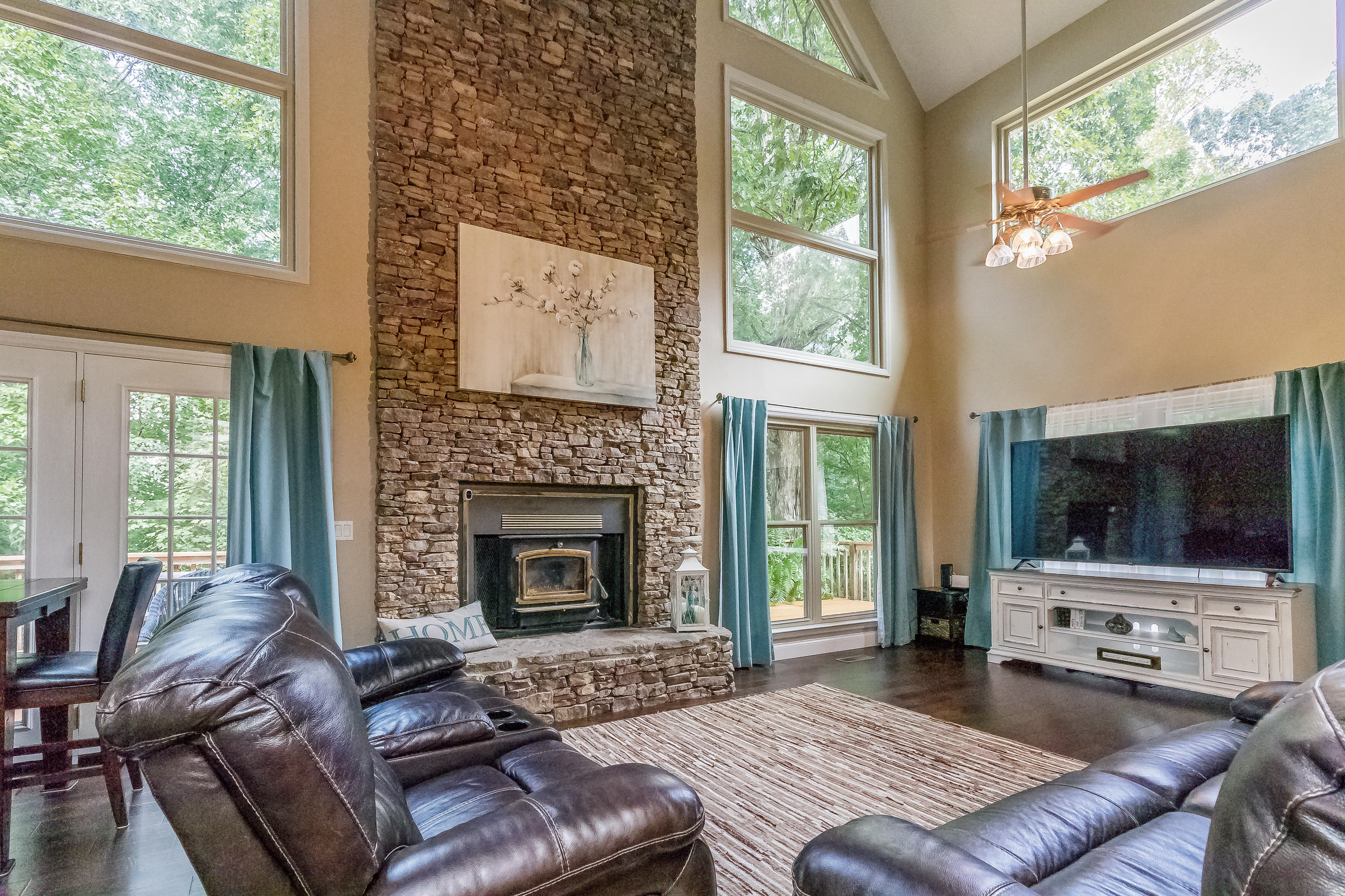 42 Dennis Pierce Road Ringgold, GA 30736 - Photo 2 of 47 Great Room