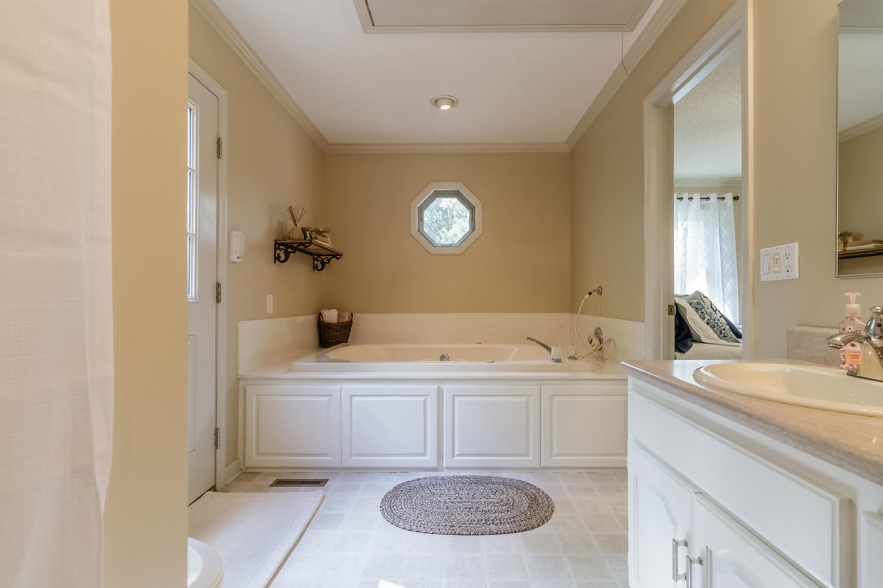 42 Dennis Pierce Road Ringgold, GA 30736 - Photo 25 of 47 Master Bath