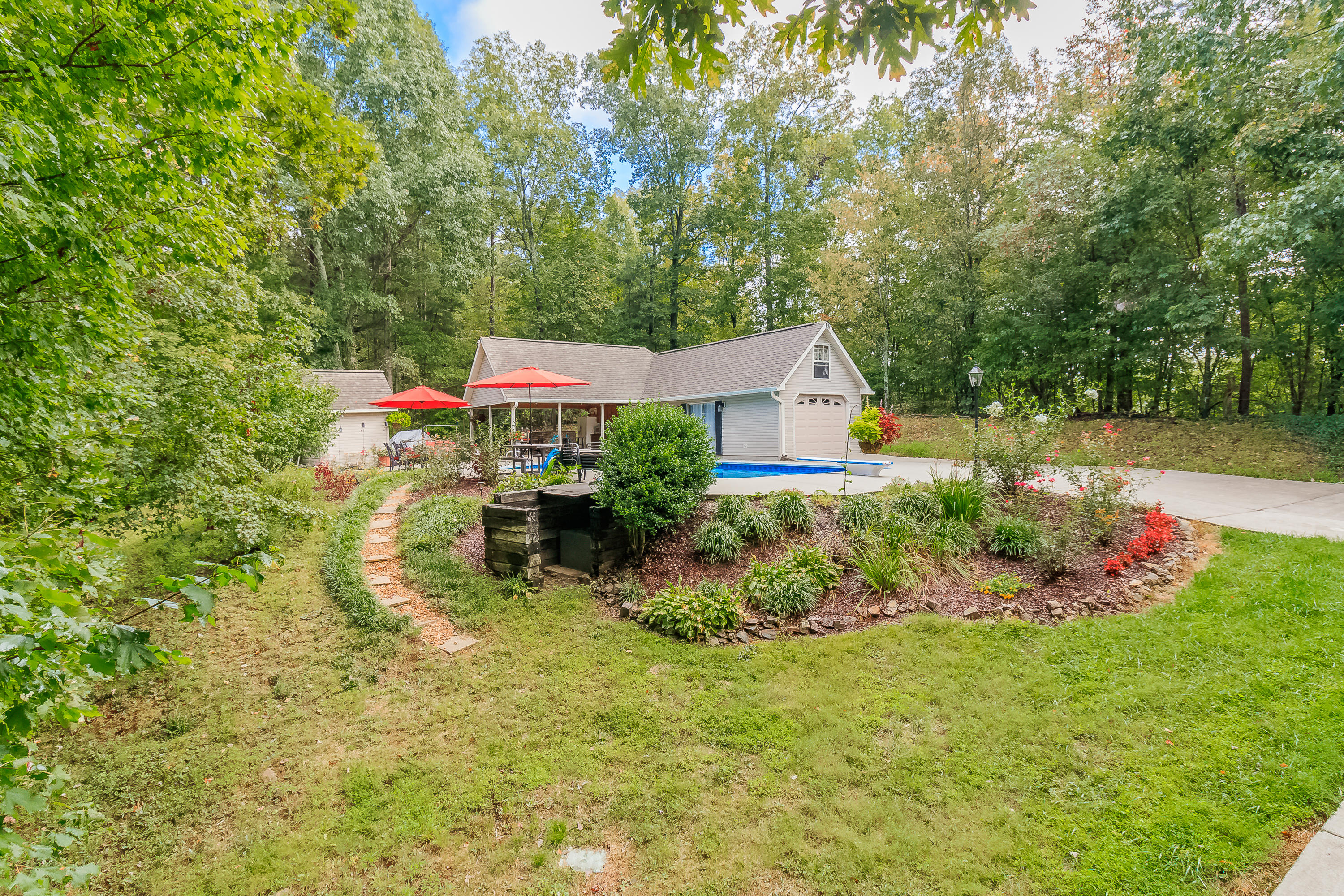 42 Dennis Pierce Road Ringgold, GA 30736 - Photo 32 of 47 Pool and Pool House