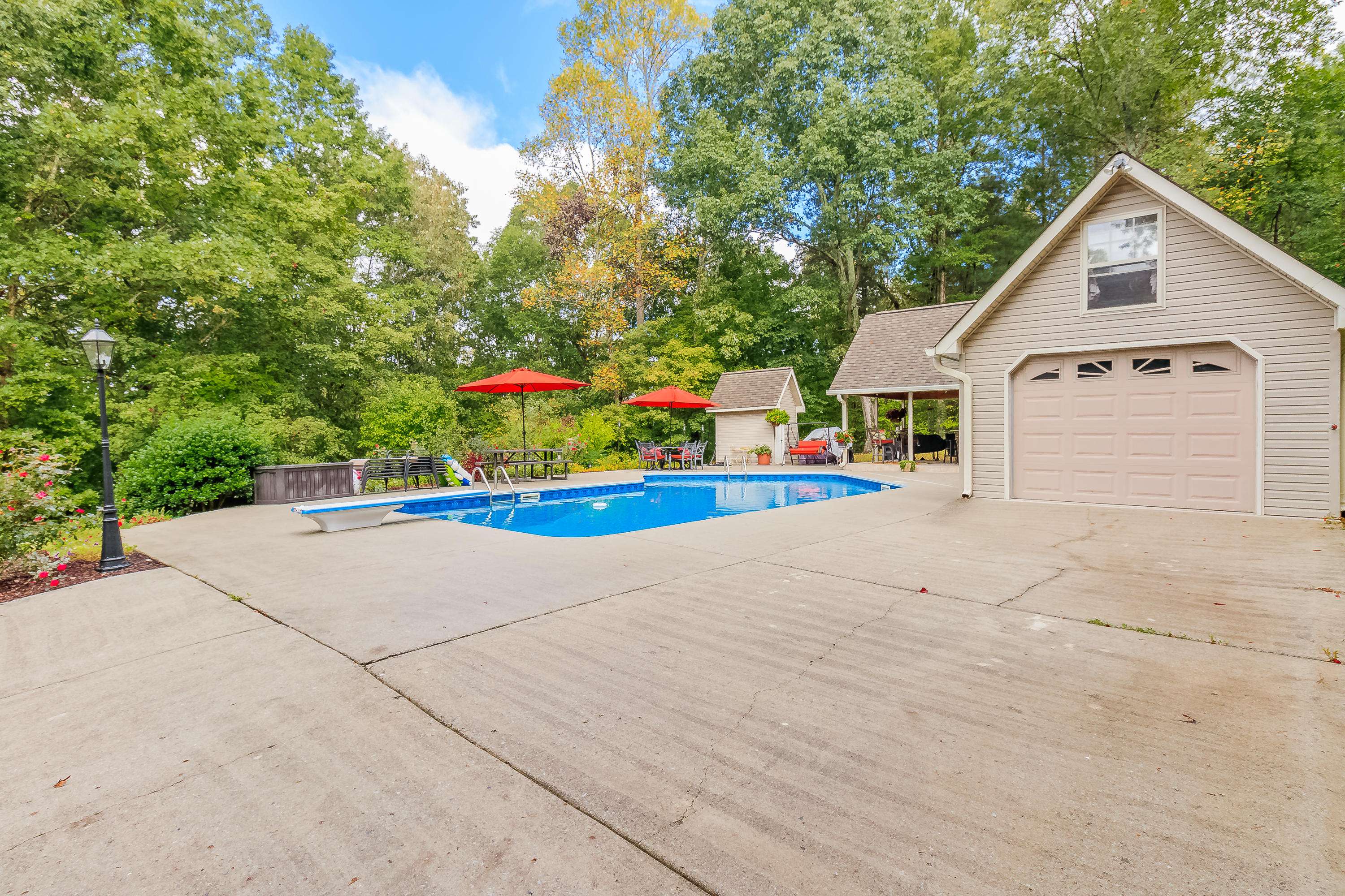 42 Dennis Pierce Road Ringgold, GA 30736 - Photo 33 of 47 Pool and Pool House
