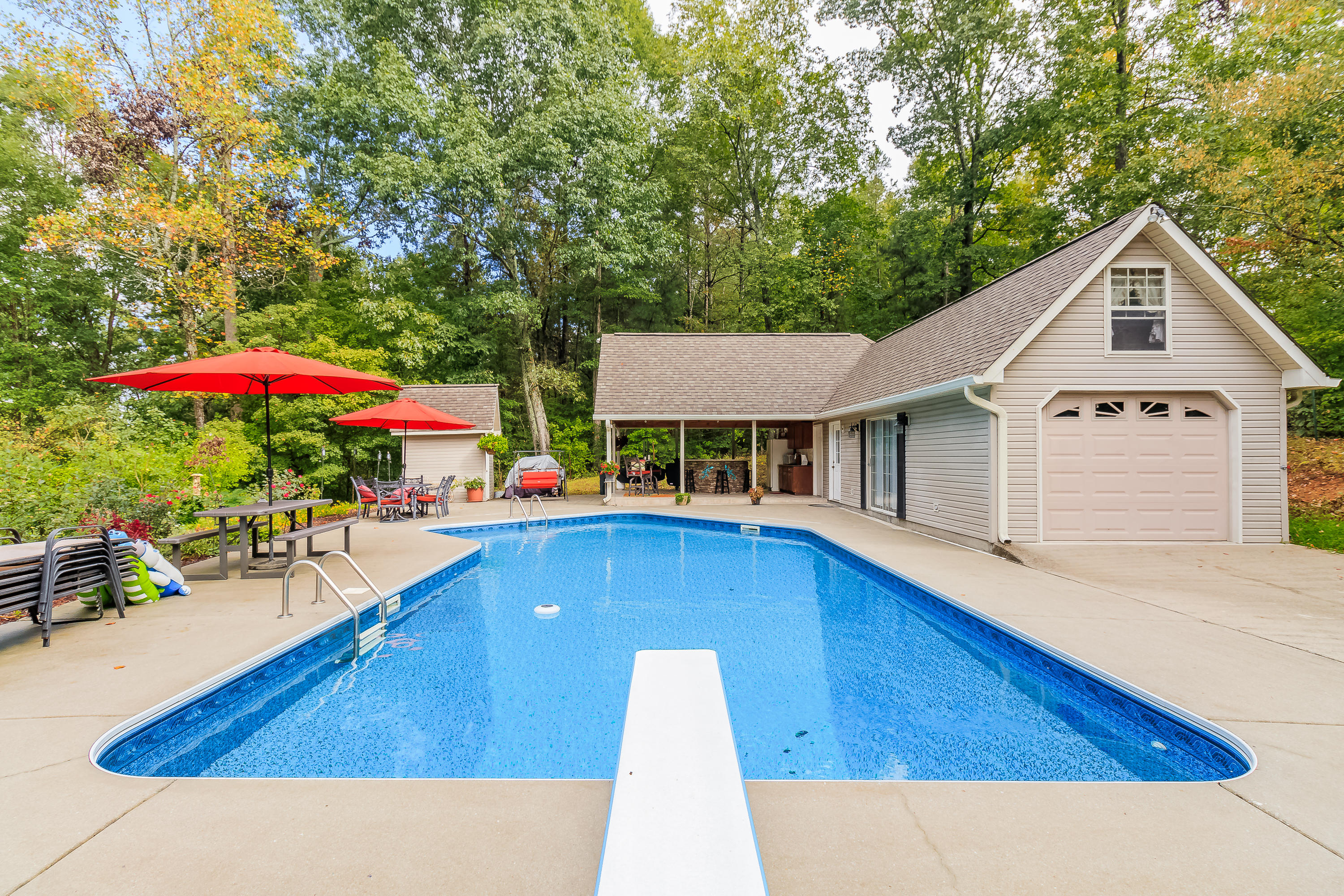 42 Dennis Pierce Road Ringgold, GA 30736 - Photo 34 of 47 Pool and Pool House