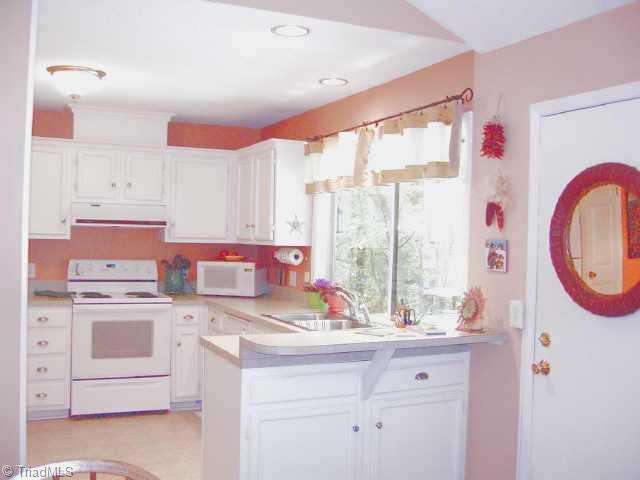 1702 Three Meadows Road Greensboro, NC 27455 - Photo 4 of 7 Other.