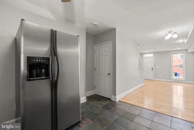 $2,500 | 1456 Battery Avenue, Baltimore, MD 21230