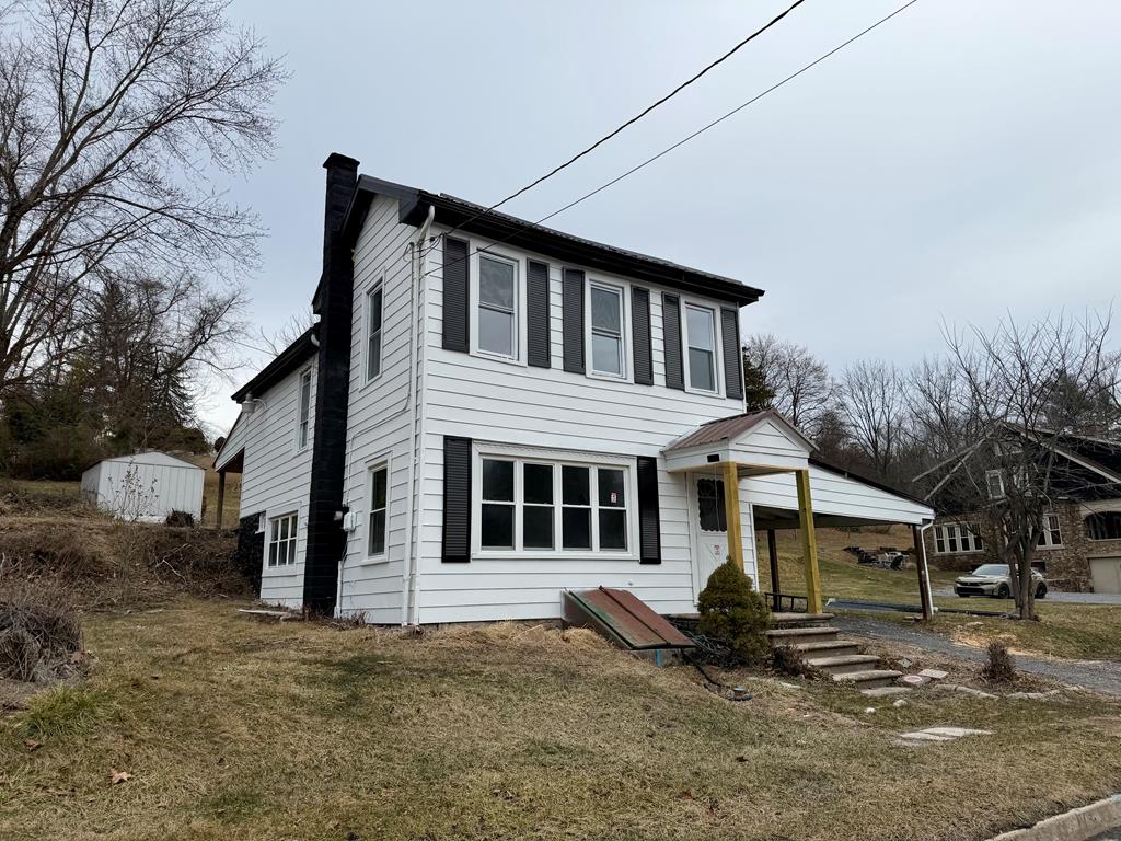 253 Standing Stone Road Huntingdon, PA 16652 - Photo 1 of 32 Main View
