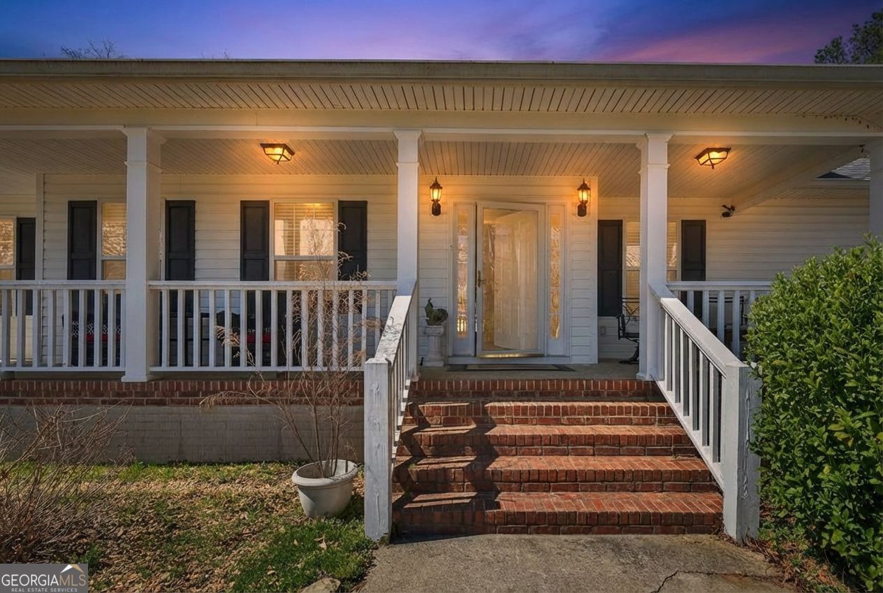 147 Little Road Newnan, GA 30263 - Photo 11 of 60