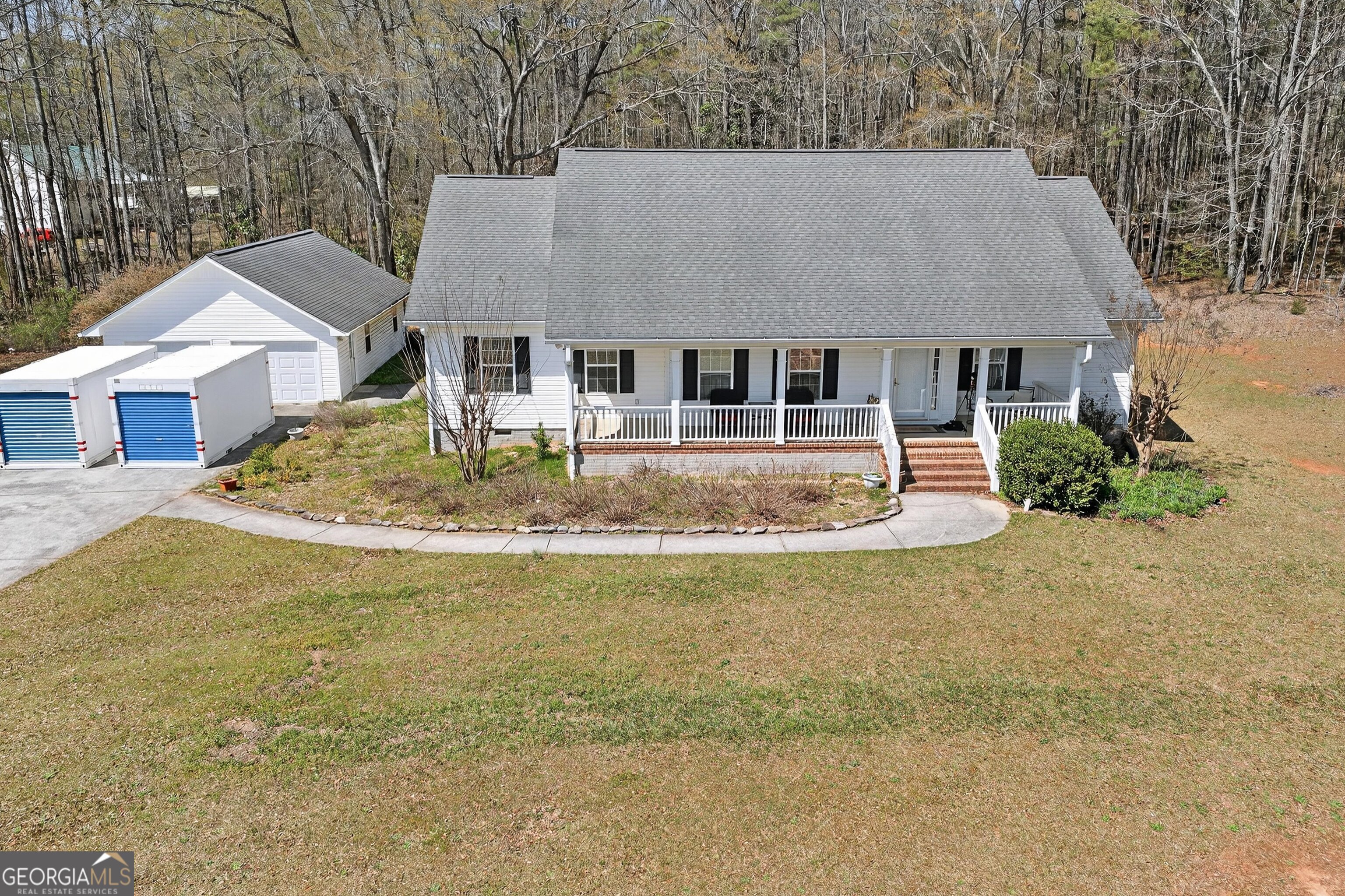 147 Little Road Newnan, GA 30263 - Photo 2 of 60