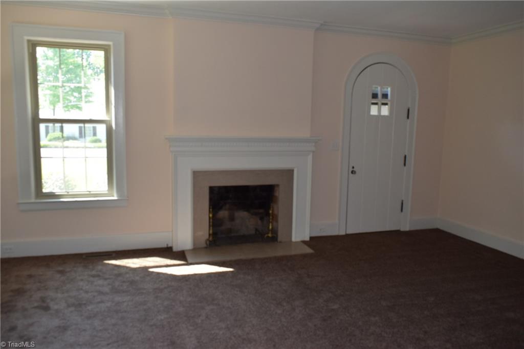 725 Country Club Road Mount Airy, NC 27030 - Photo 11 of 40 Gallery Image 11