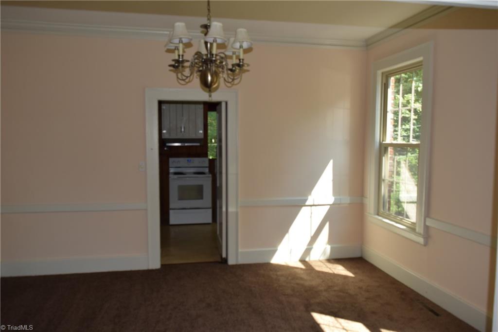 725 Country Club Road Mount Airy, NC 27030 - Photo 15 of 40 Gallery Image 15