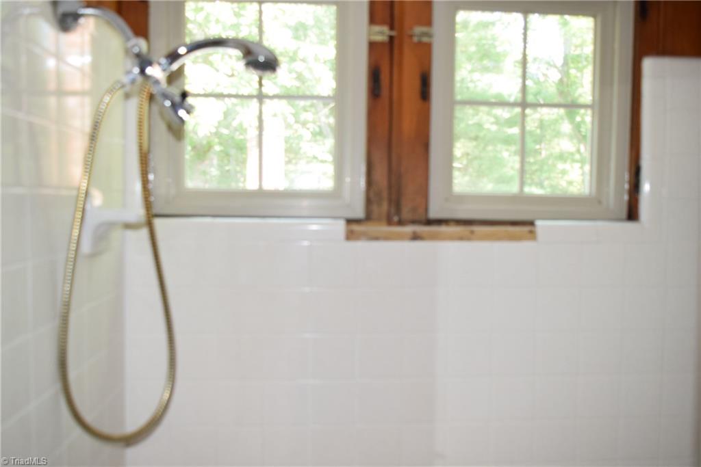 725 Country Club Road Mount Airy, NC 27030 - Photo 31 of 40 Gallery Image 31