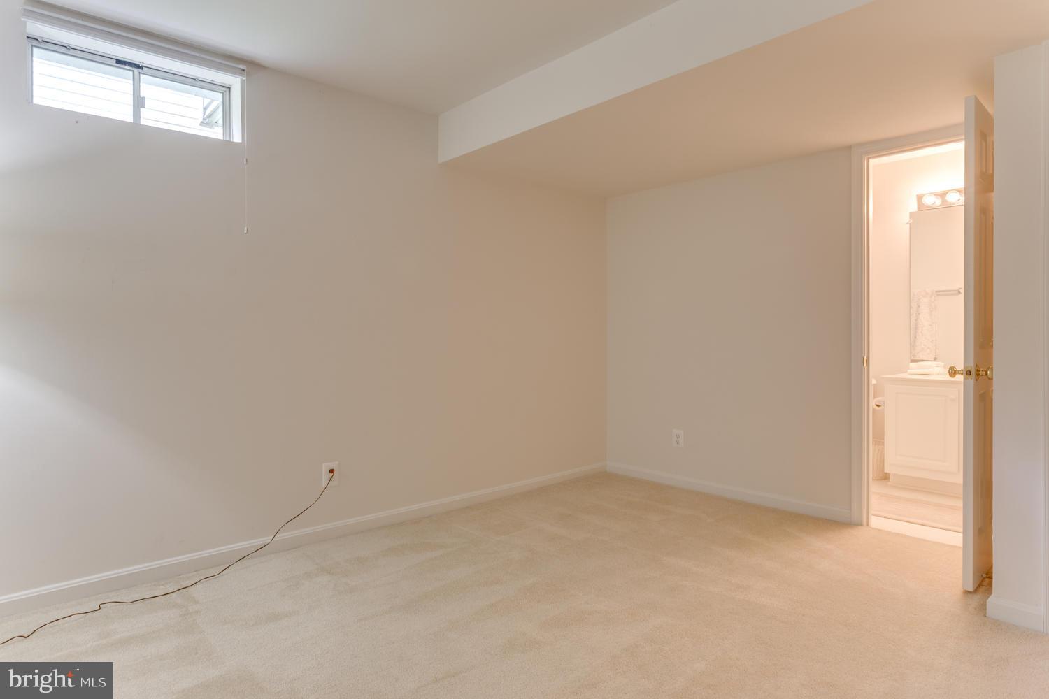 2486 Leyland Ridge Road Herndon, VA 20171 - Photo 26 of 28 Bonus Room
