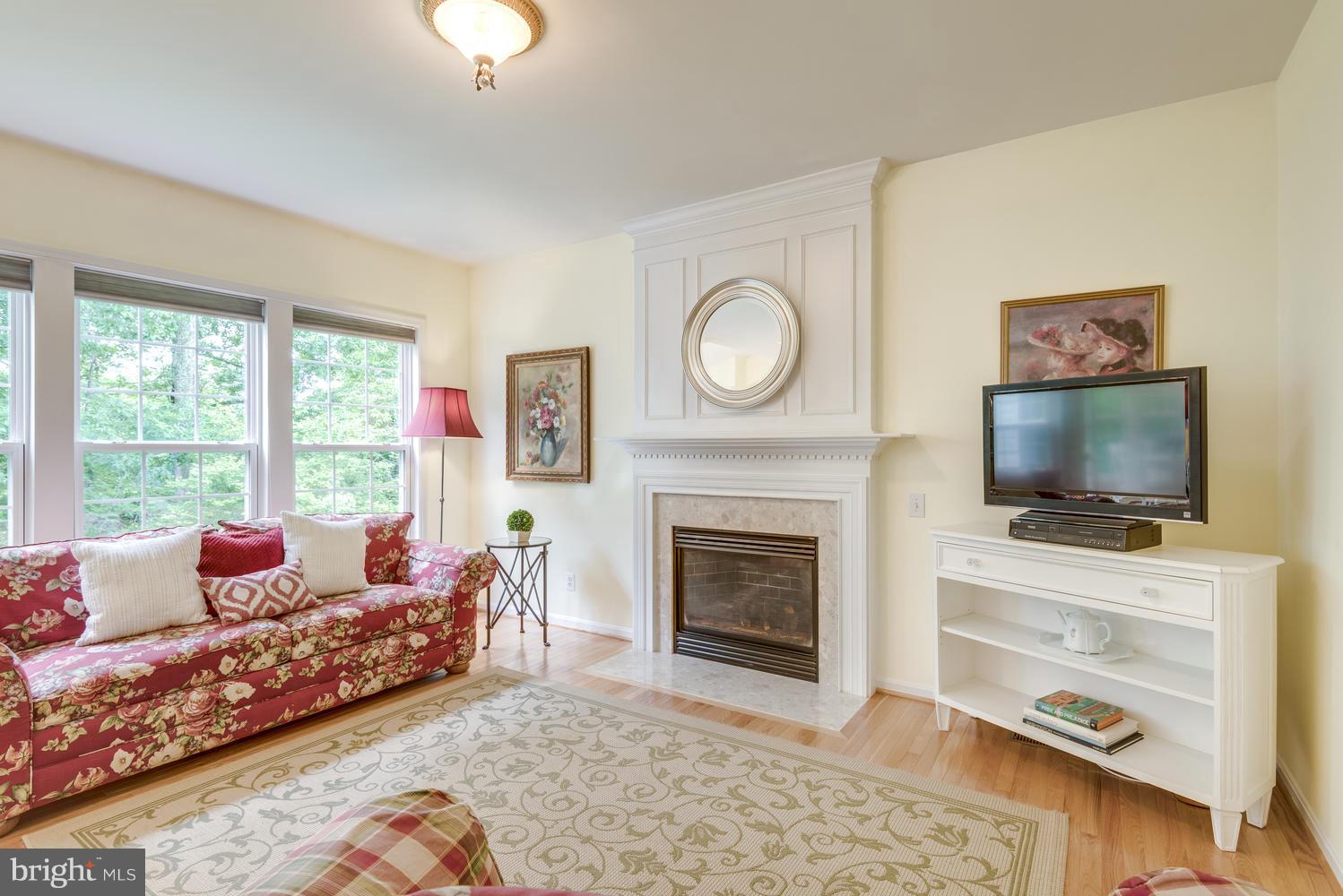 2486 Leyland Ridge Road Herndon, VA 20171 - Photo 10 of 28 Family Room