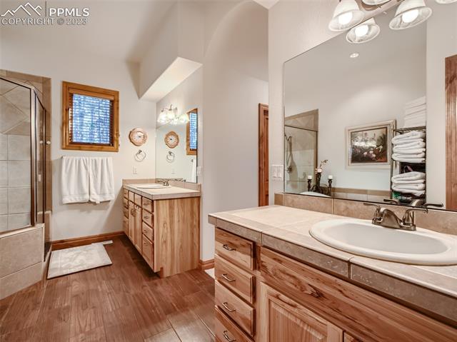 17794 Sawmill Road Colorado Springs, CO 80908 - Photo 18 of 29 Master Bath