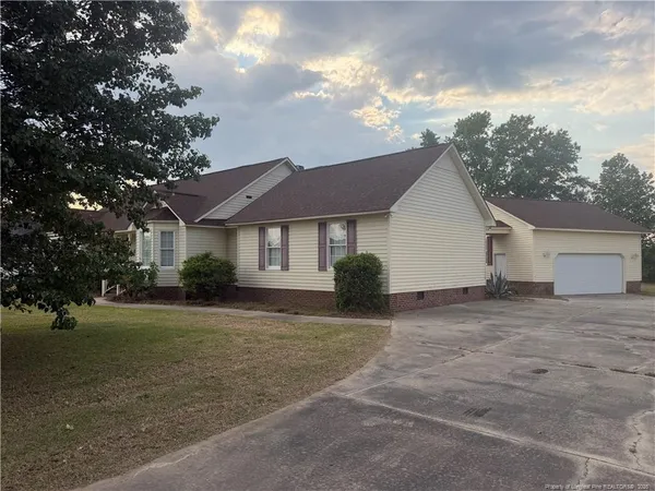 $345,000 | 47 Hidden Cove Lane, Clinton, NC 28328