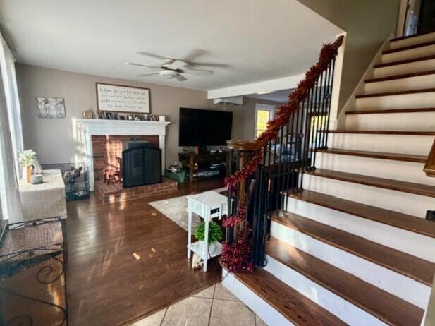 5 2nd Street Winslow, ME 04901 - Photo 13 of 50 Entering the living room from the foyer