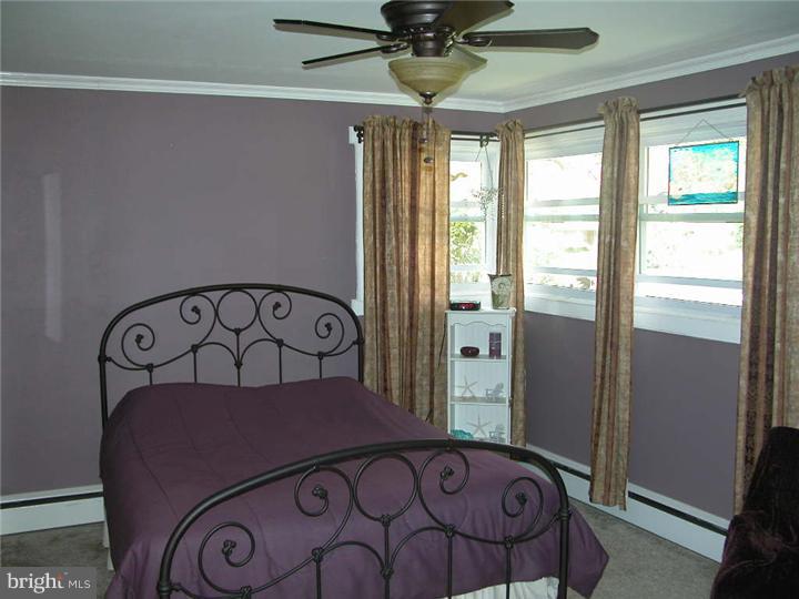 669 Forrest Avenue Rydal, PA 19046 - Photo 14 of 18 Bedroom - Main