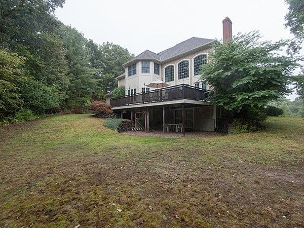 15 Surrey Road Winchester, MA 01890 - Photo 27 of 30 Gallery Image 27