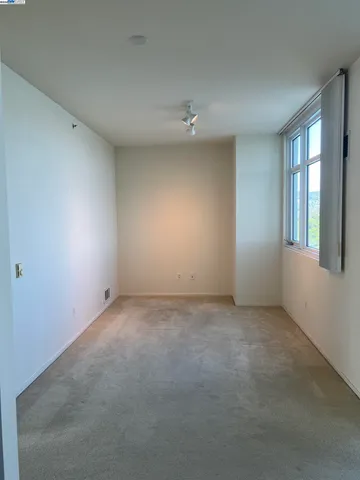 $799,000 | 1 Lakeside Drive, Unit 821, Oakland, CA 94612