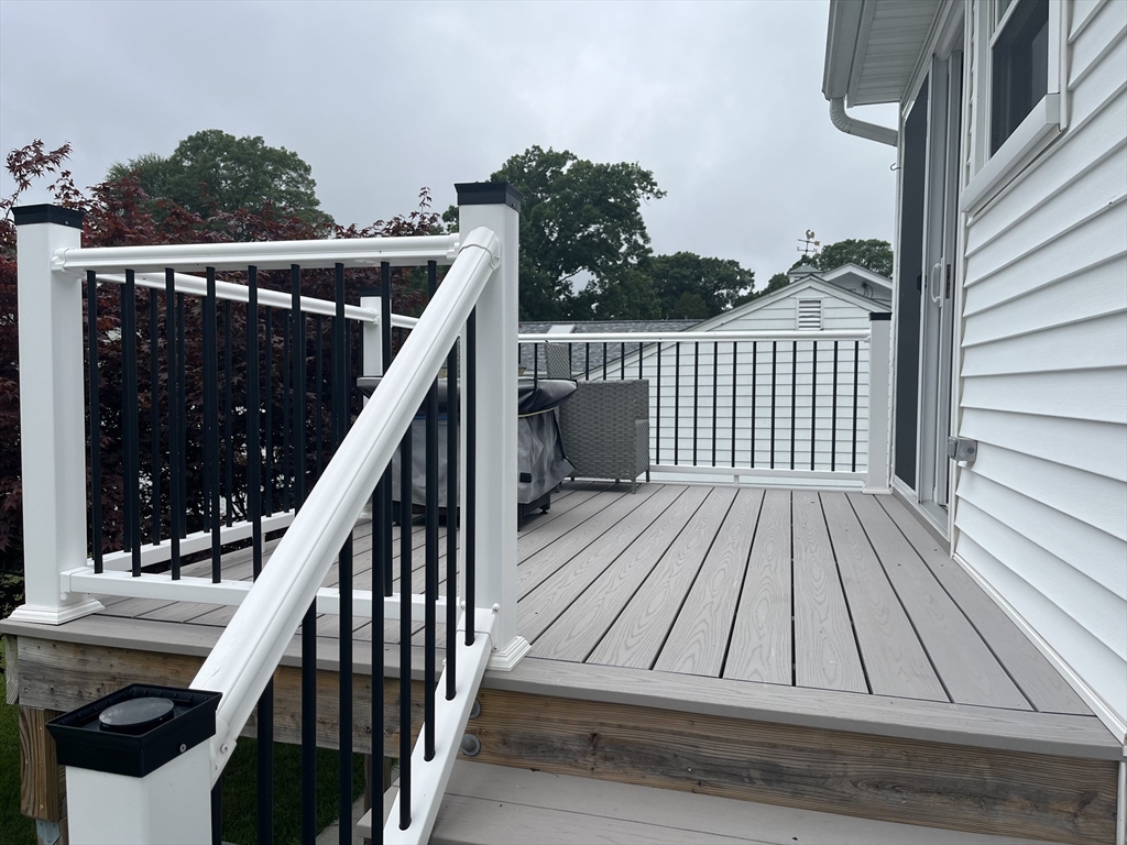 239 Newhall Street Fall River, MA 02721 - Photo 4 of 28 Gallery Image 4