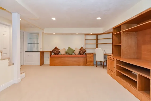 $450,000 | 25 Bayberry Circle, Unit 25, Millis, MA 02054