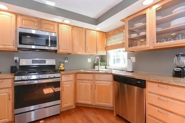 $450,000 | 25 Bayberry Circle, Unit 25, Millis, MA 02054