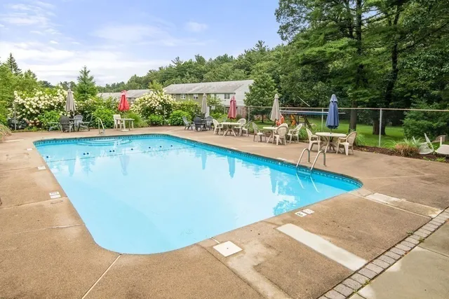 $450,000 | 25 Bayberry Circle, Unit 25, Millis, MA 02054