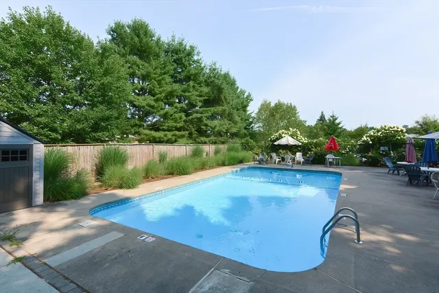 $450,000 | 25 Bayberry Circle, Unit 25, Millis, MA 02054