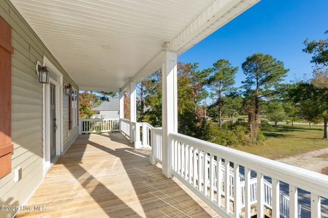 $849,500 | 306 Joan Court, Beaufort, NC 28516