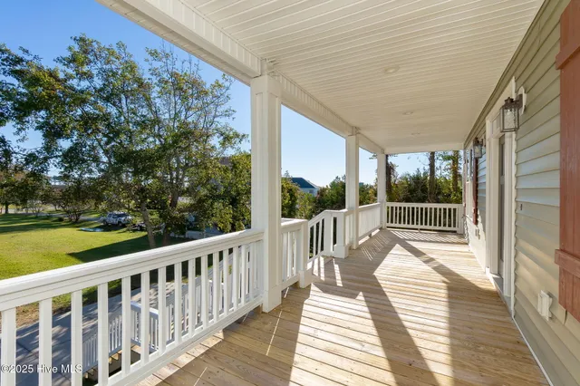 $849,500 | 306 Joan Court, Beaufort, NC 28516