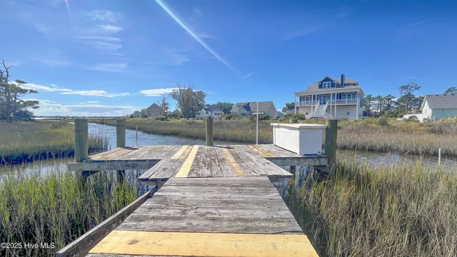 $849,500 | 306 Joan Court, Beaufort, NC 28516