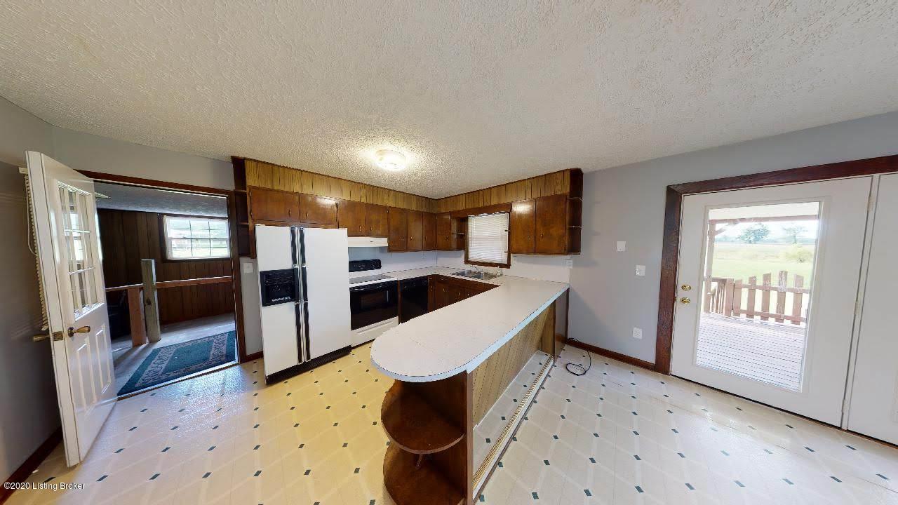 84 Meadowview Estates Road Clarkson, KY 42726 - Photo 19 of 43 84-Meadowview-05292020_191104