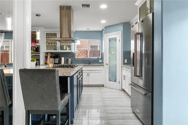 $949,999 | 947 VÃa Camino, Unit 11, Wilmington, CA 90744