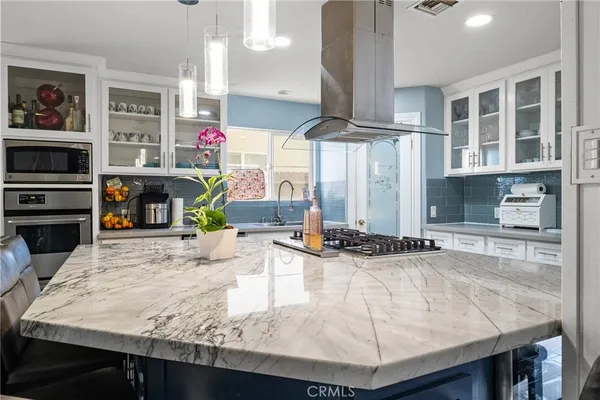 $949,999 | 947 VÃa Camino, Unit 11, Wilmington, CA 90744