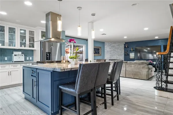 $949,999 | 947 VÃa Camino, Unit 11, Wilmington, CA 90744