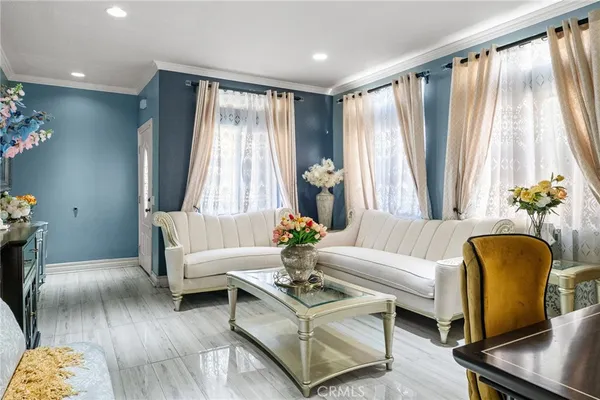 $949,999 | 947 VÃa Camino, Unit 11, Wilmington, CA 90744