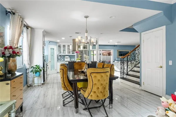$949,999 | 947 VÃa Camino, Unit 11, Wilmington, CA 90744