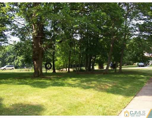 1 Rieder Court Somerset, NJ 08873 - Photo 8 of 9 Gallery Image 8