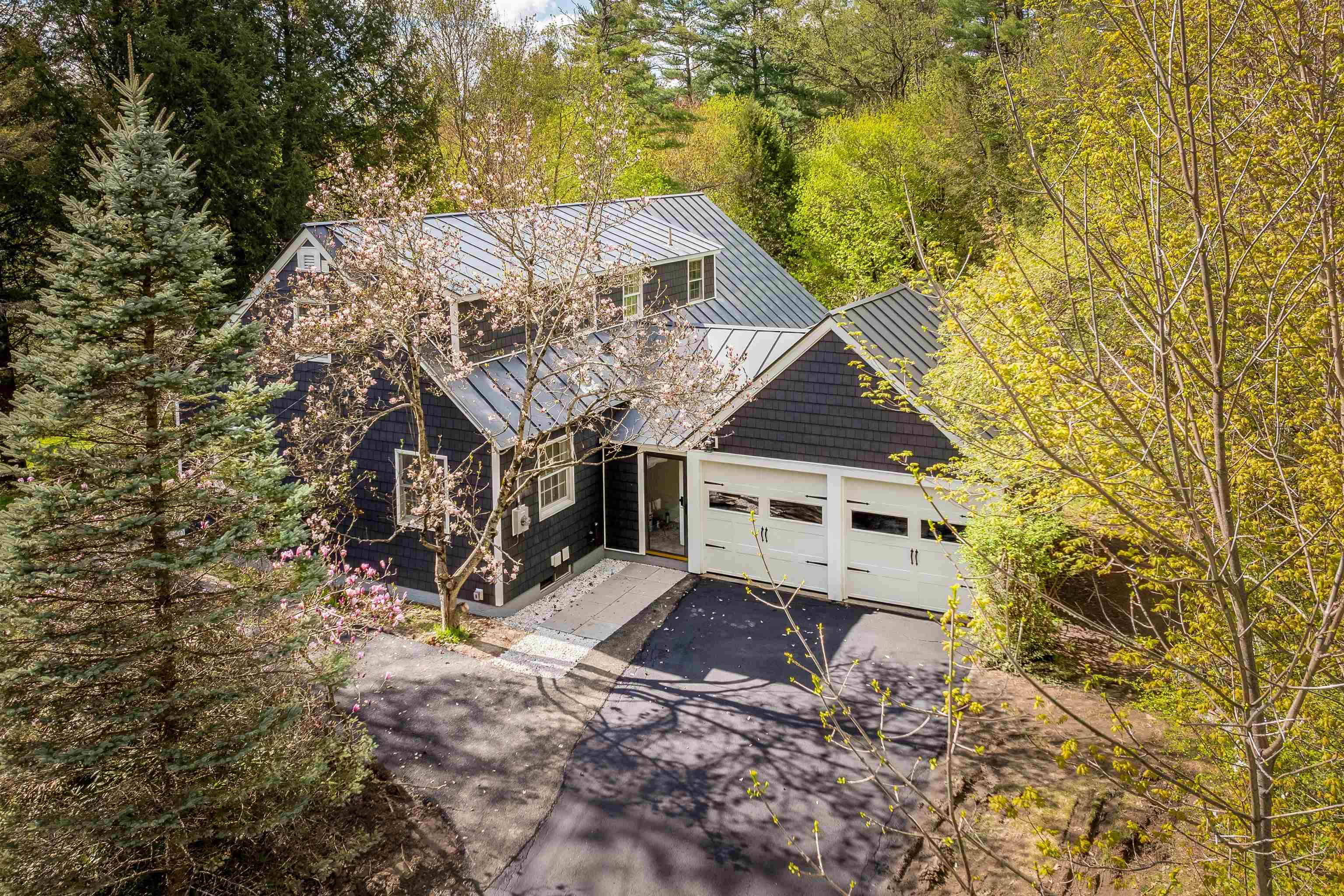 75 East Wheelock Street Hanover, NH 03755 - Photo 1 of 47