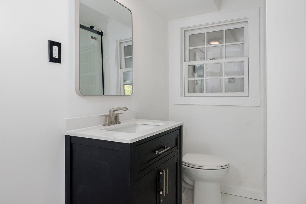 75 East Wheelock Street Hanover, NH 03755 - Photo 17 of 47